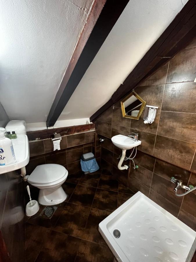 Athos Guesthouse Kotor Exteriér fotografie